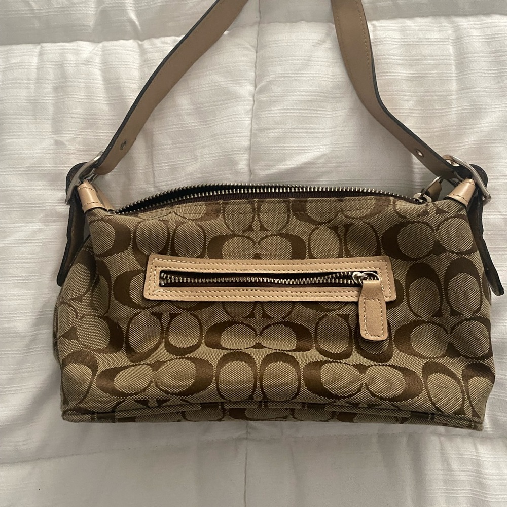 Coach shoulder bag (tan) Ruler shown for measurement.